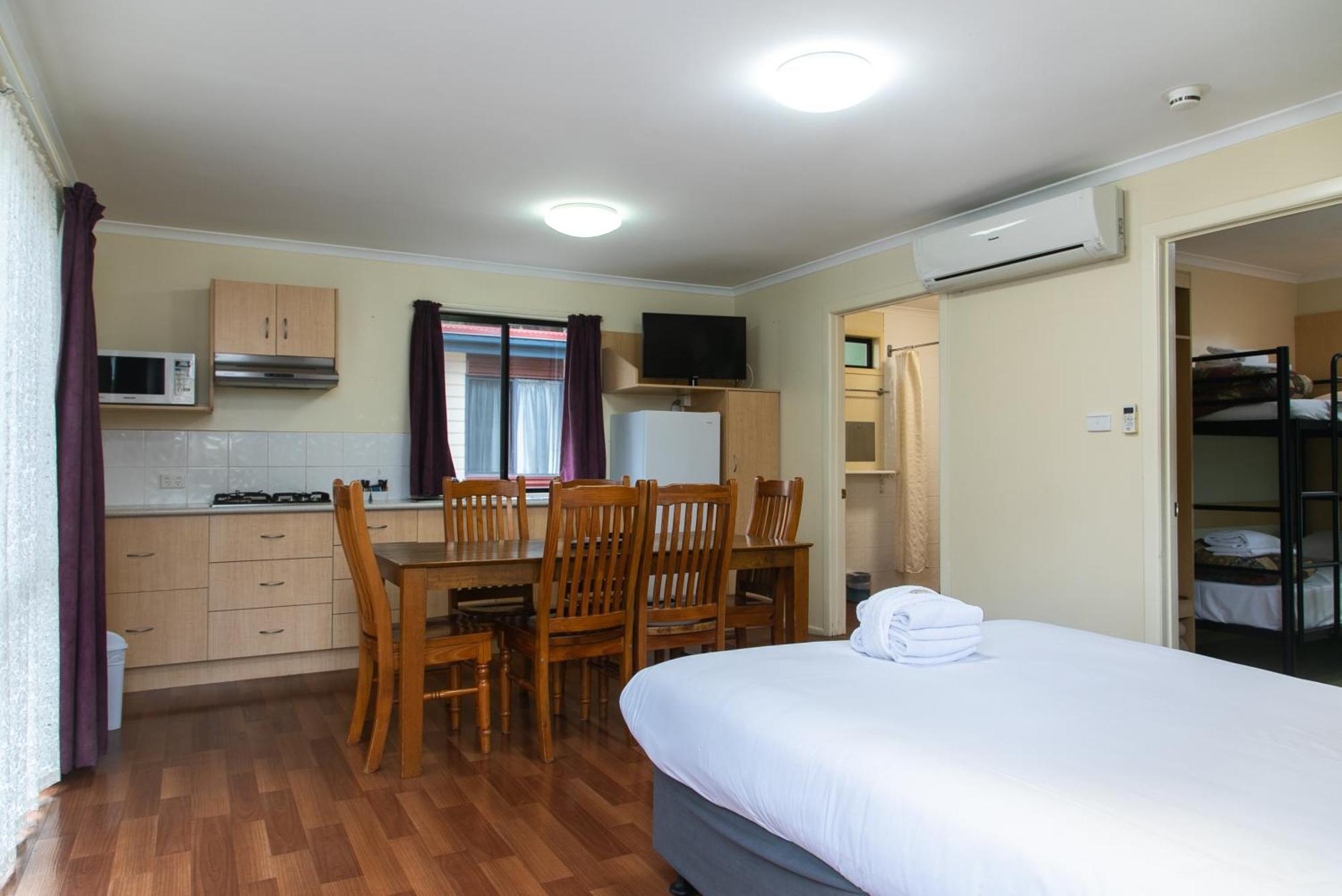 Big4 Toowoomba Garden City Holiday Park Oda fotoğraf